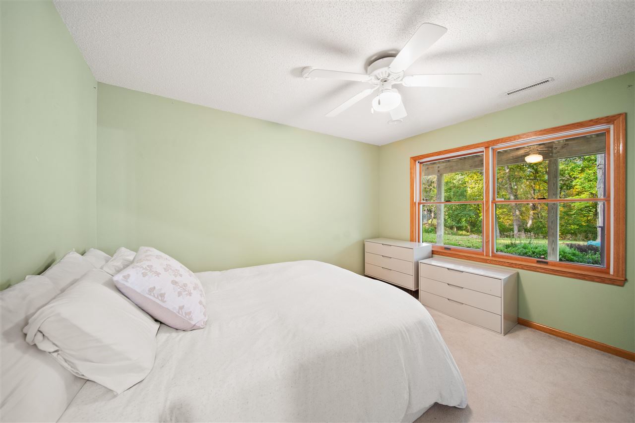 1792 NE Thorncrest Court Solon IA 52333