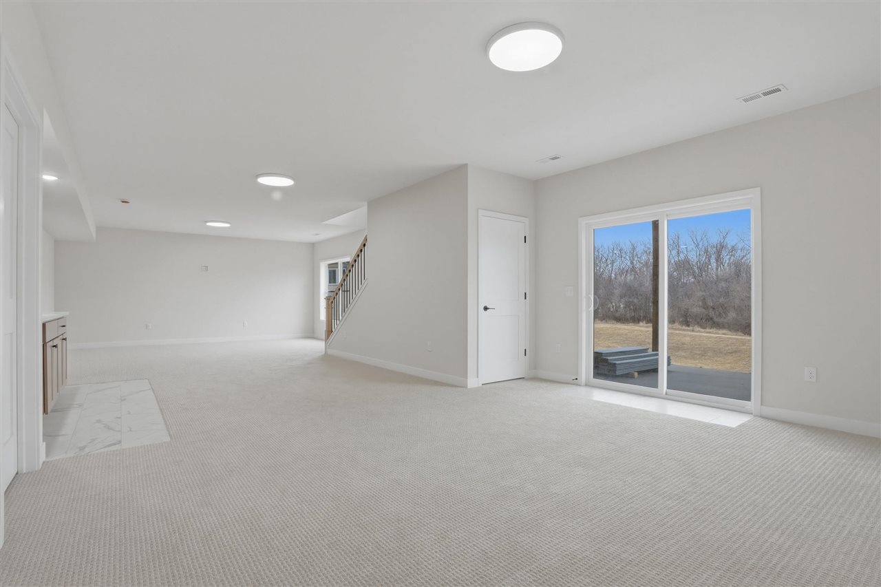 892 Silver Lane Iowa City IA 52245