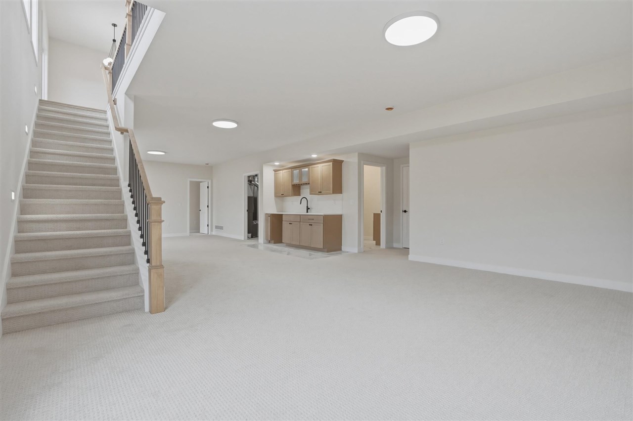 892 Silver Lane Iowa City IA 52245