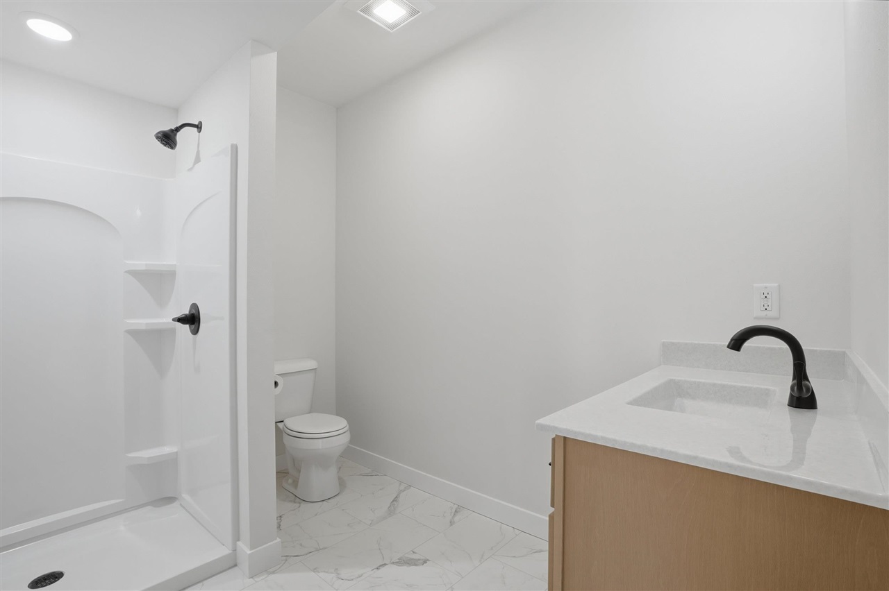 892 Silver Lane Iowa City IA 52245