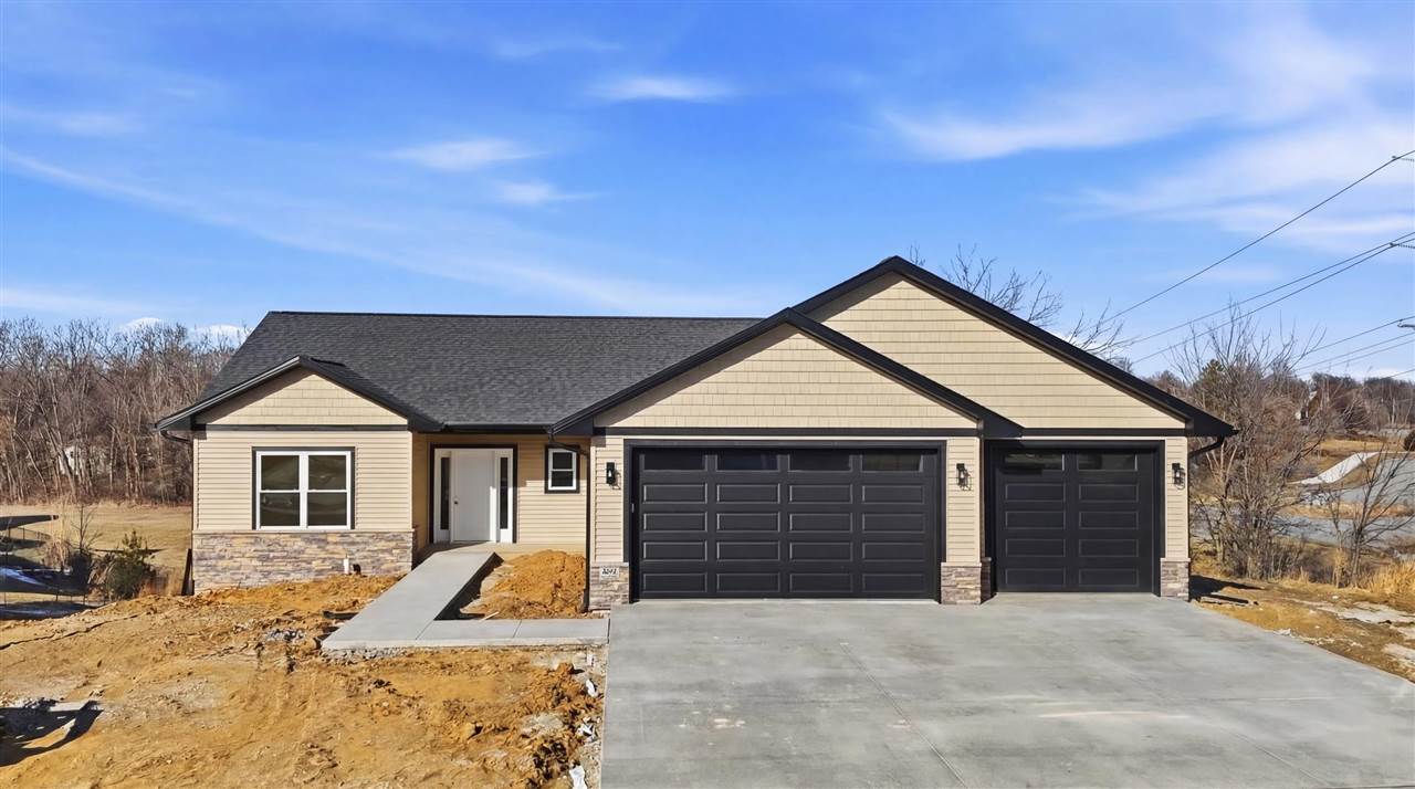 892 Silver Lane Iowa City IA 52245