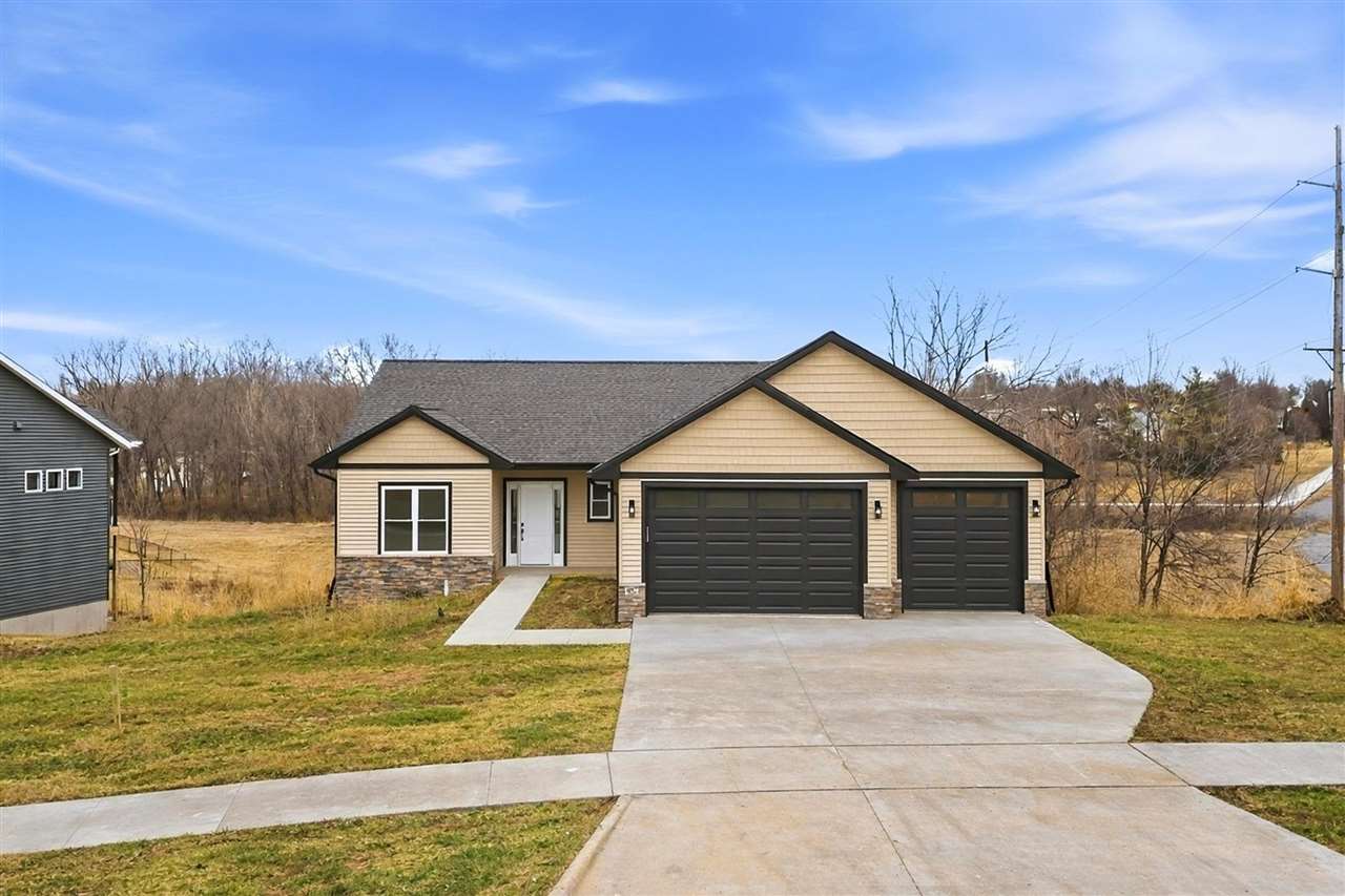 892 Silver Lane Iowa City IA 52245