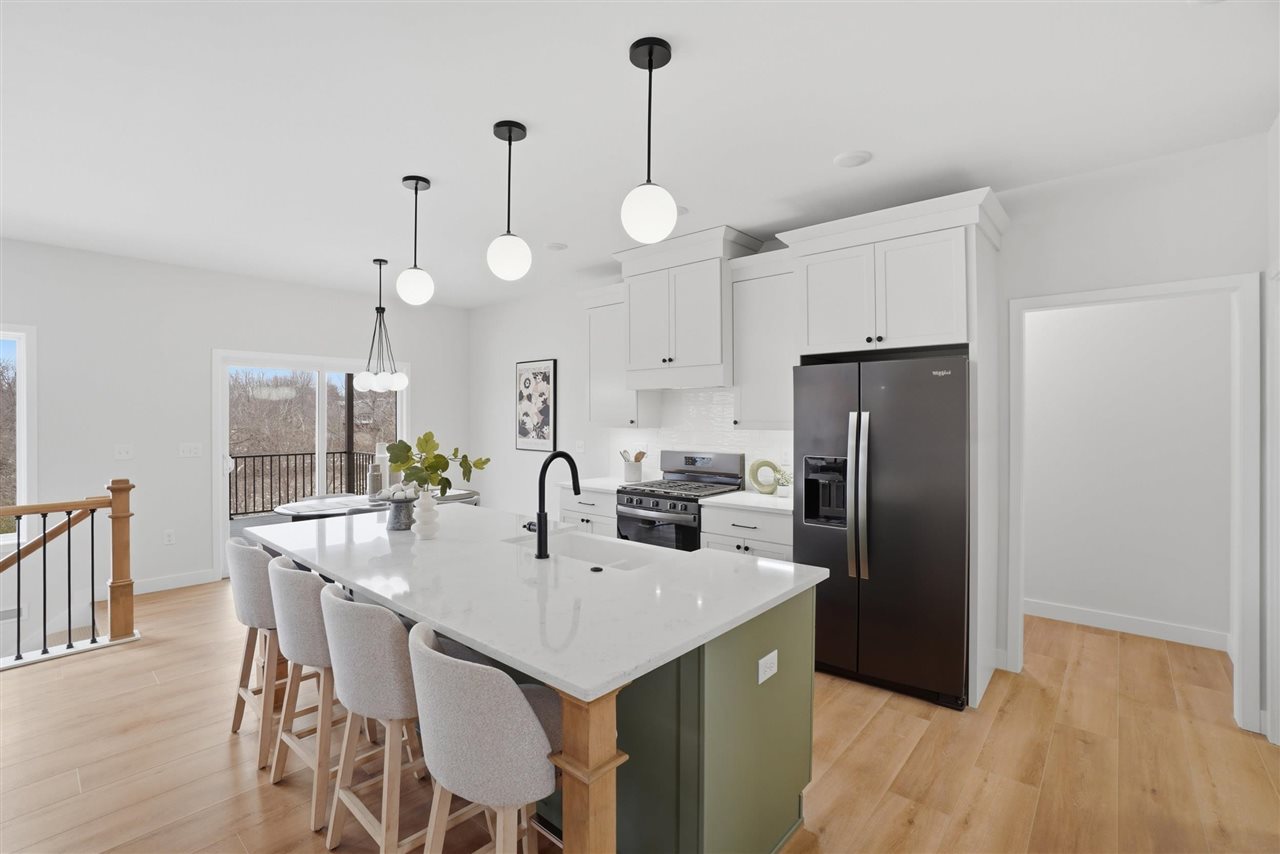 892 Silver Lane Iowa City IA 52245