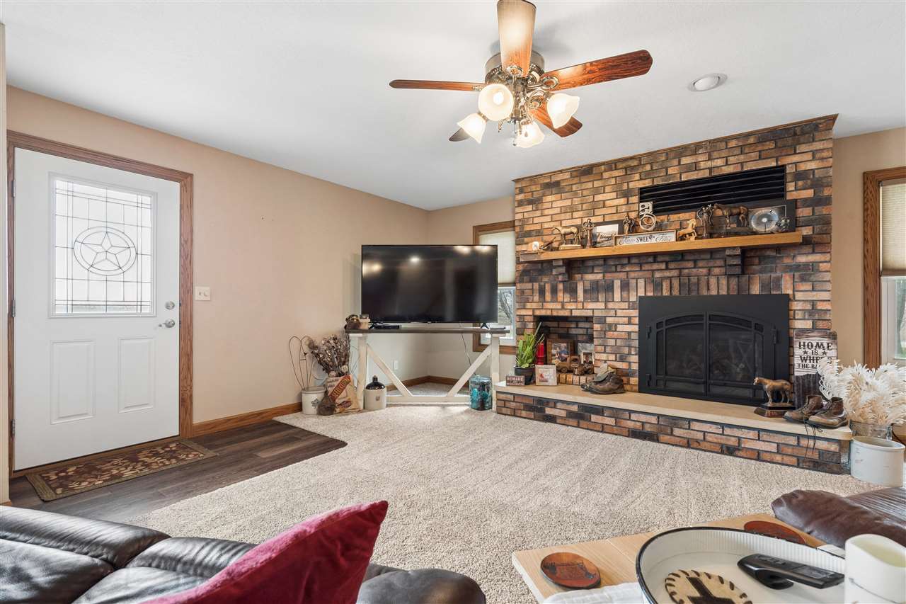 1317 68th Street Keystone IA 52249