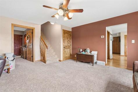 1317 68th Street Keystone IA 52249