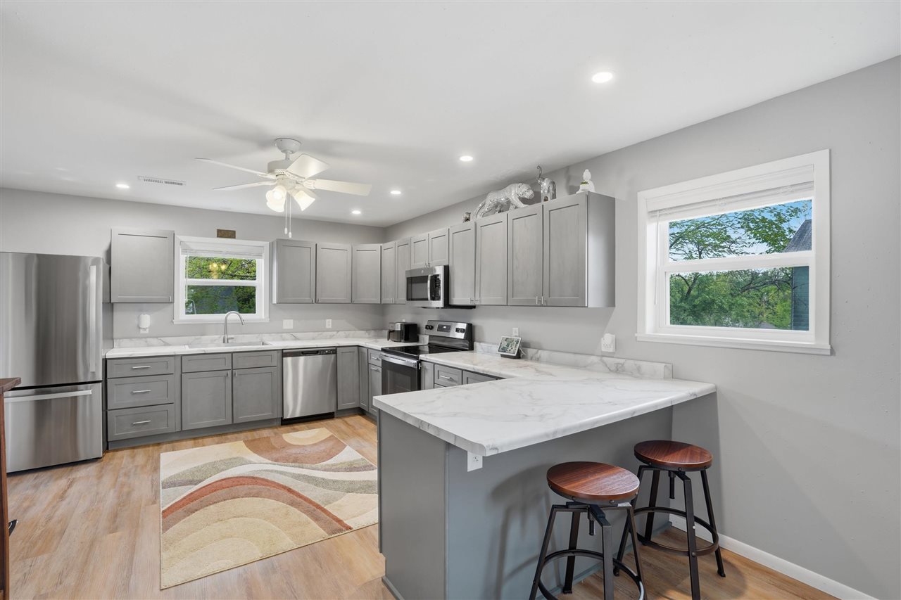 420 S Avenue C Washington IA 52353