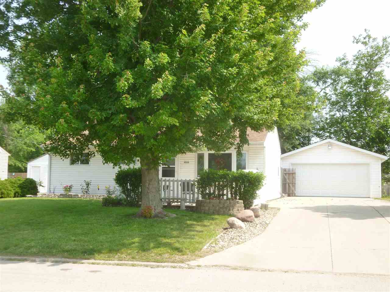 2511 SW Indiana Street Cedar Rapids IA 52404