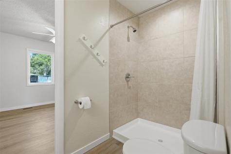 320 N C Avenue Washington IA 52353