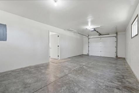 320 N C Avenue Washington IA 52353