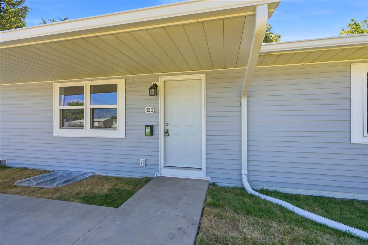 320 N C Avenue Washington IA 52353