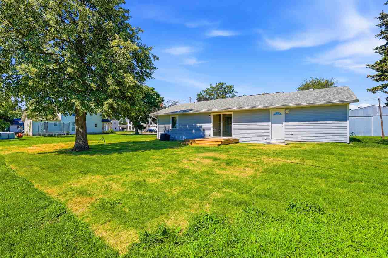 320 N C Avenue Washington IA 52353