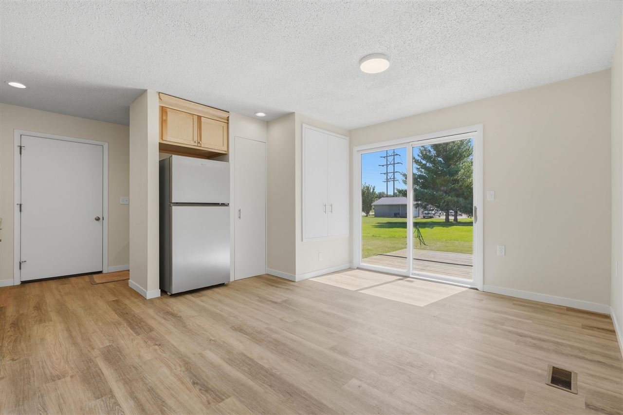 320 N C Avenue Washington IA 52353