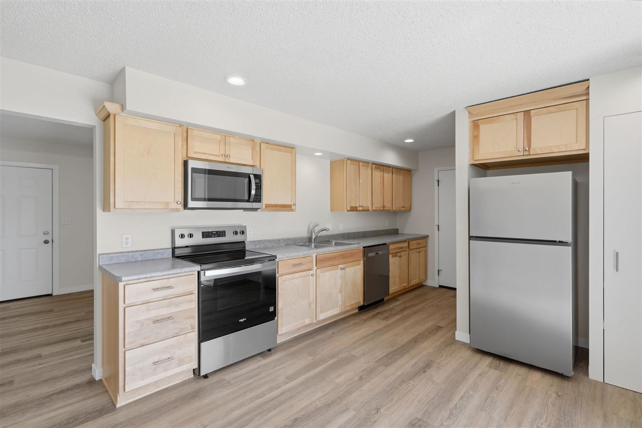 320 N C Avenue Washington IA 52353
