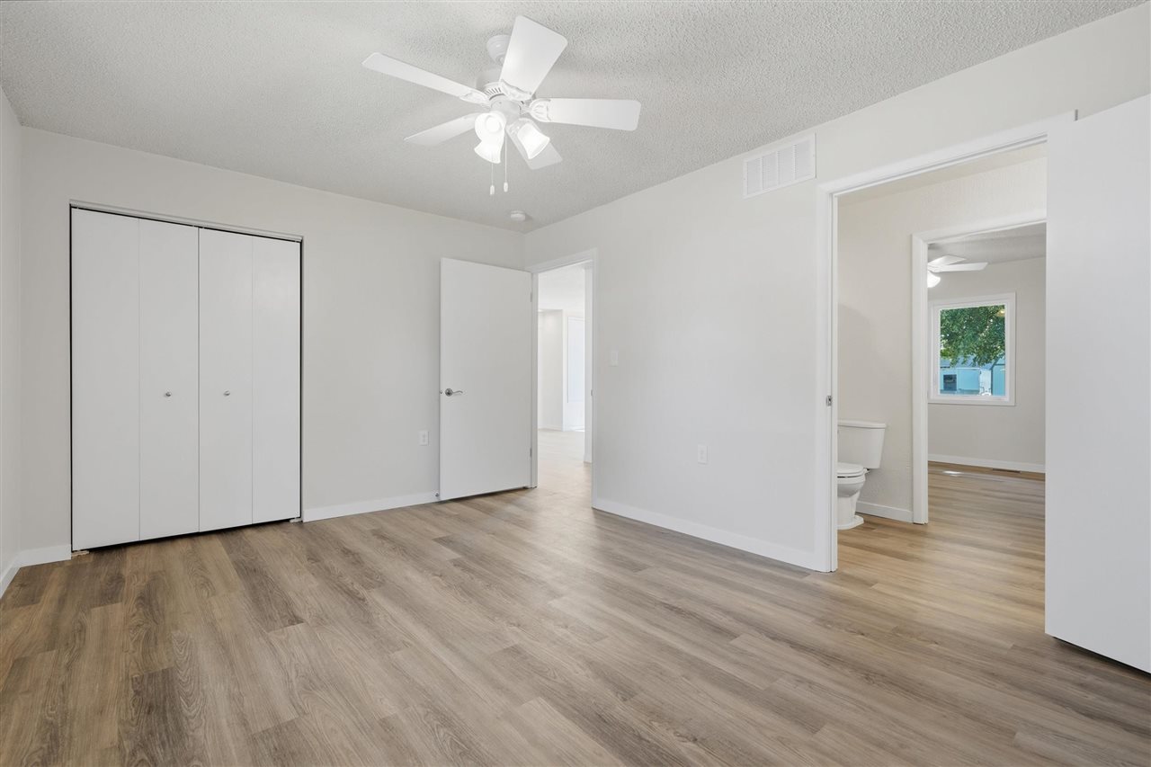 320 N C Avenue Washington IA 52353