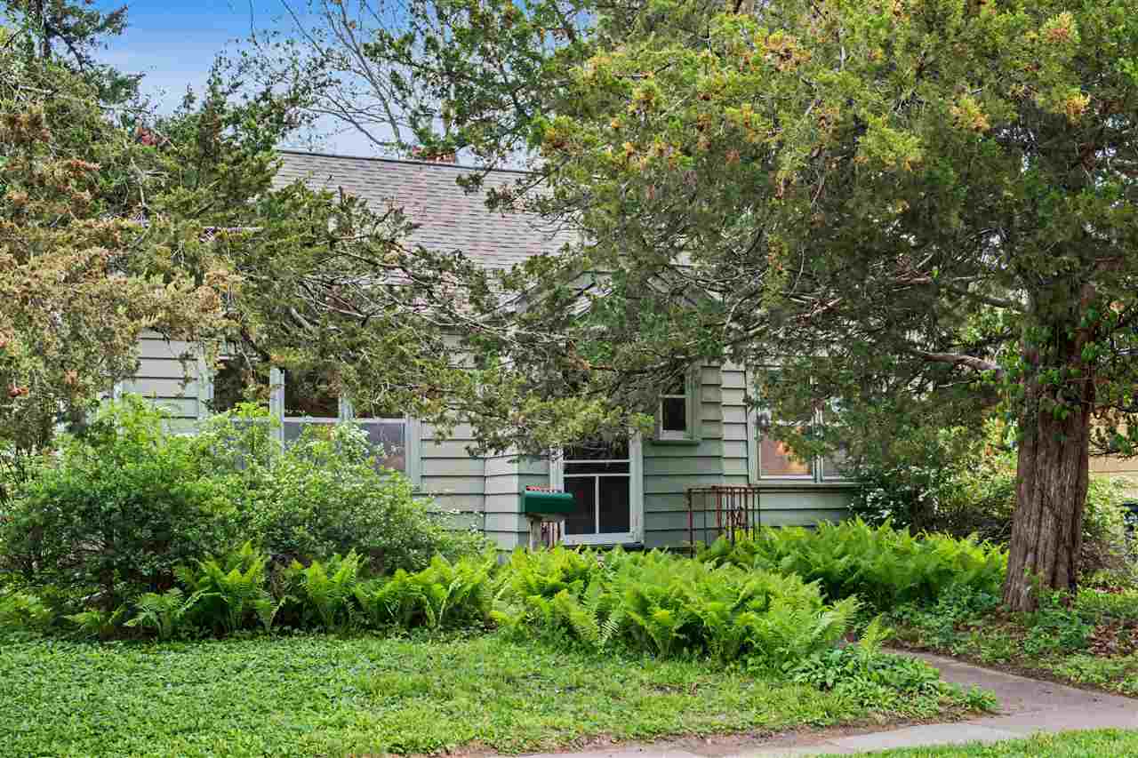 1102 E Bloomington Street Iowa City IA 52245