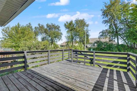 3027 Stratford Lane SW Cedar Rapids IA 52404