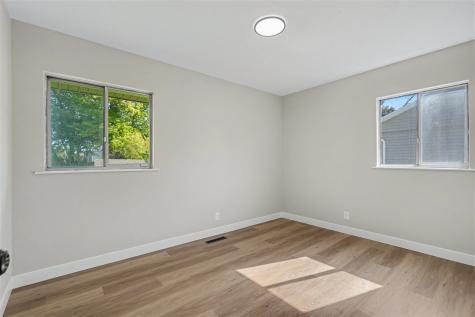 3027 Stratford Lane SW Cedar Rapids IA 52404