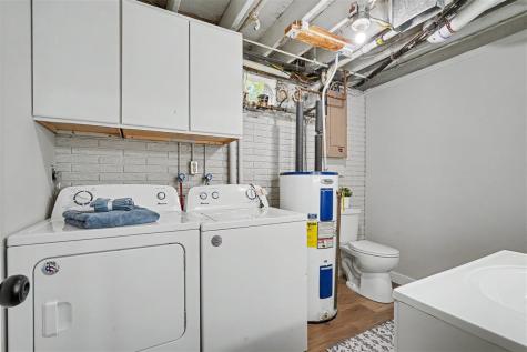 3027 Stratford Lane SW Cedar Rapids IA 52404