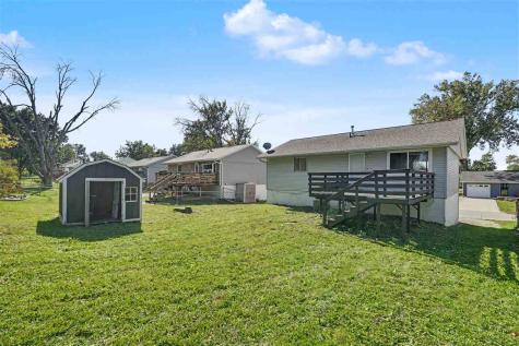 3027 Stratford Lane SW Cedar Rapids IA 52404