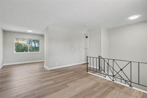 3027 Stratford Lane SW Cedar Rapids IA 52404