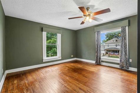 388 W Hilton Street Marengo IA 52301