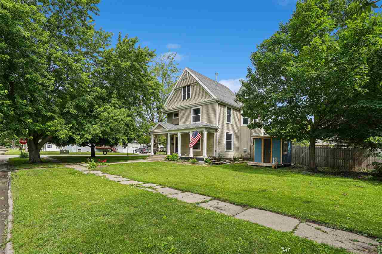 388 W Hilton Street Marengo IA 52301
