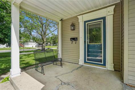 388 W Hilton Street Marengo IA 52301