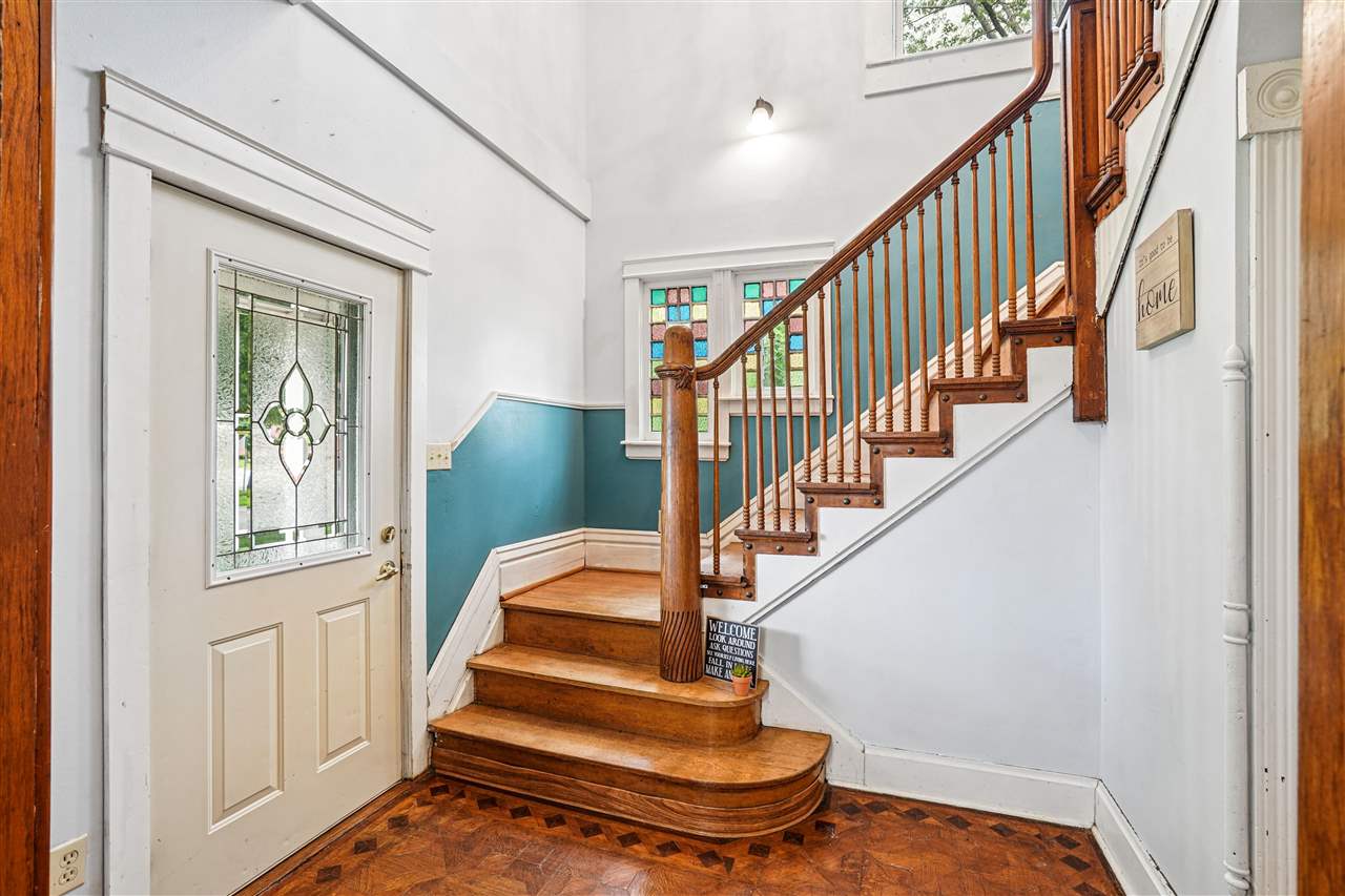 388 W Hilton Street Marengo IA 52301