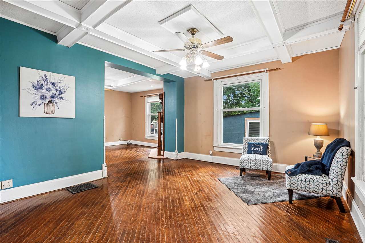 388 W Hilton Street Marengo IA 52301