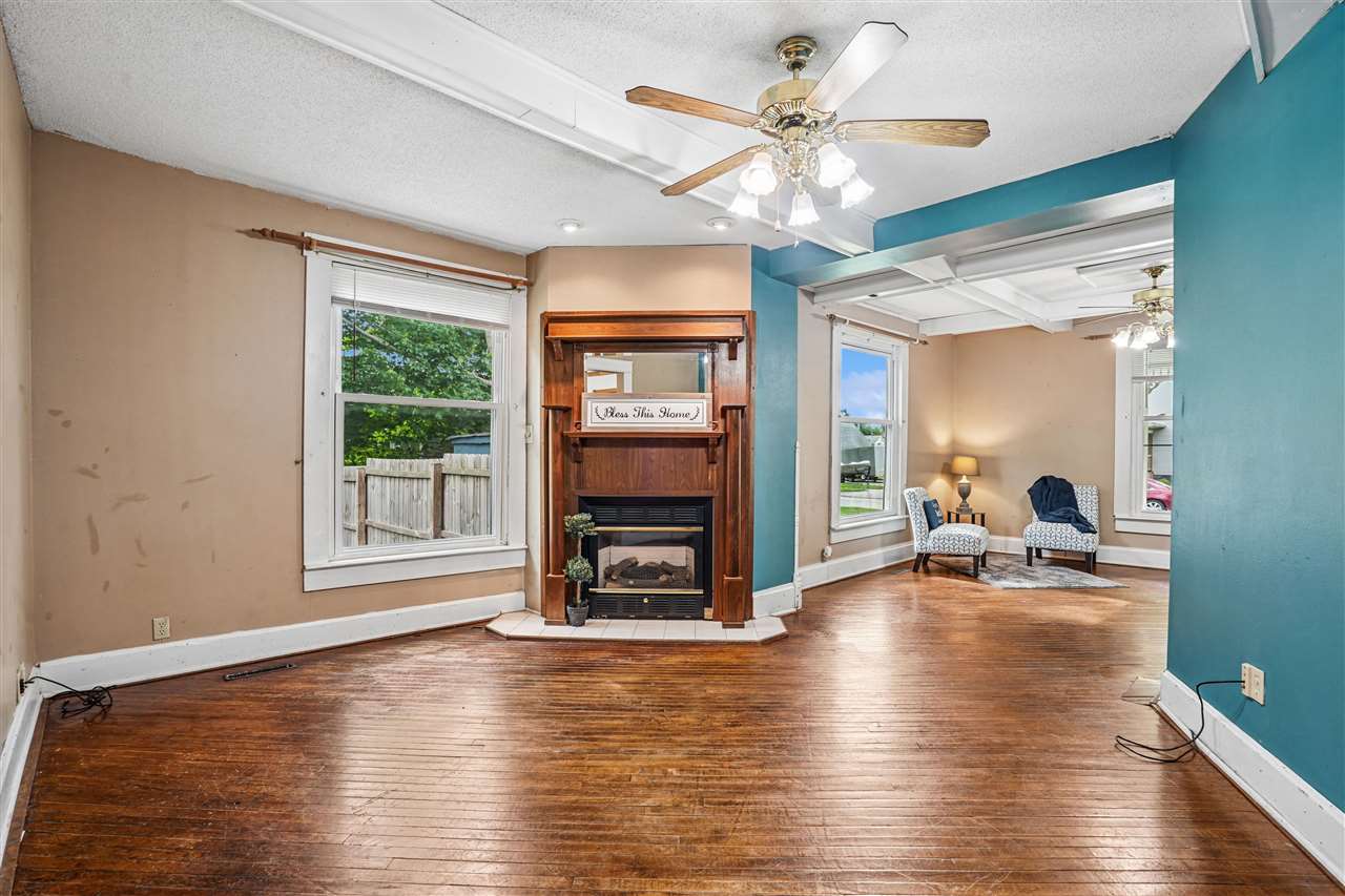 388 W Hilton Street Marengo IA 52301