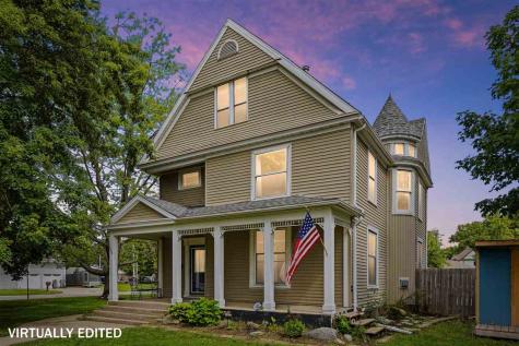 388 W Hilton Street Marengo IA 52301