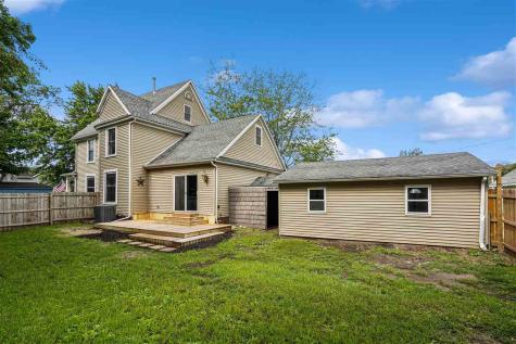 388 W Hilton Street Marengo IA 52301