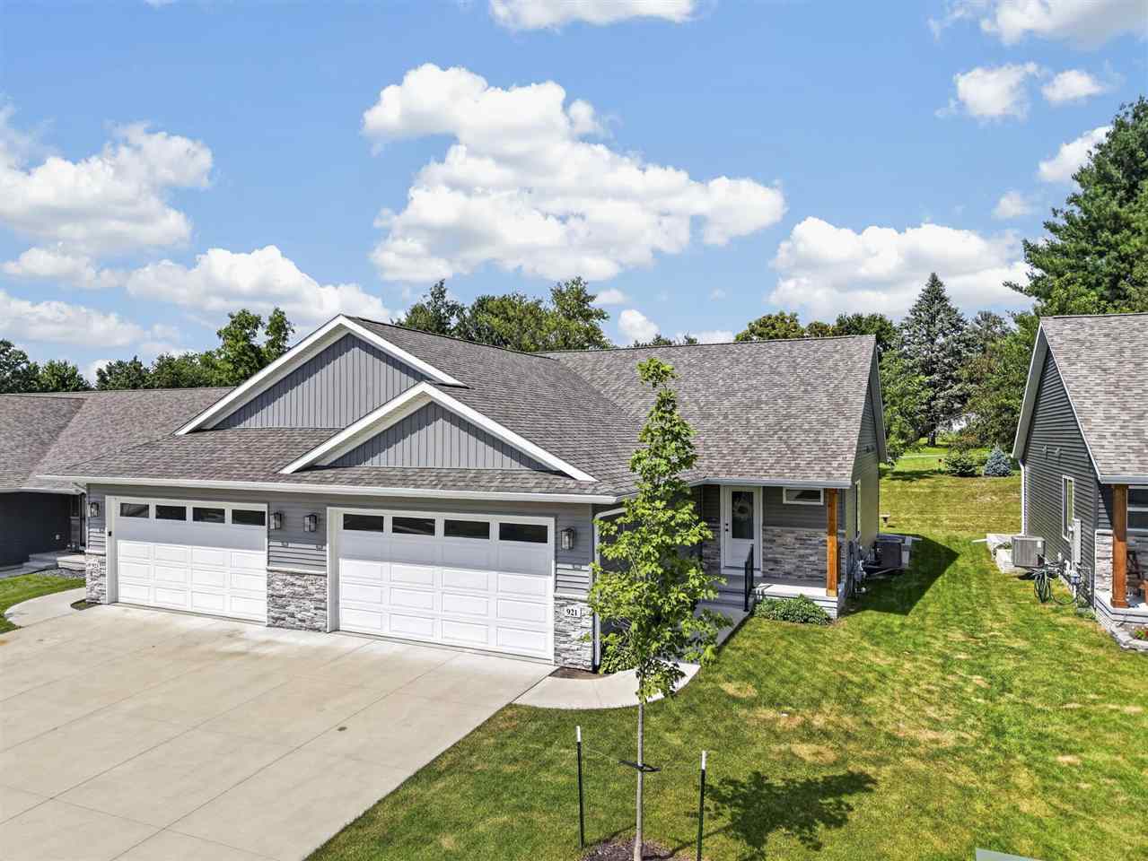 921 Prairie View Drive West Branch IA 52358