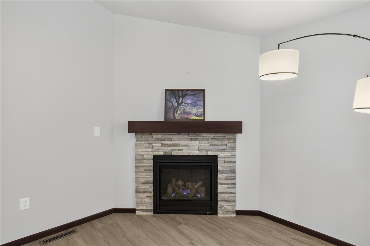 921 Prairie View Drive West Branch IA 52358