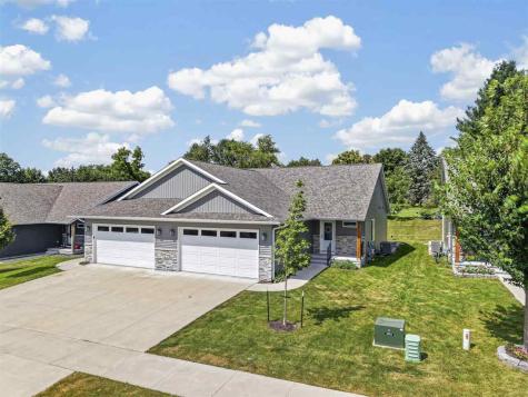 921 Prairie View Drive West Branch IA 52358