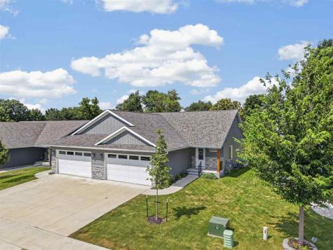 921 Prairie View Drive West Branch IA 52358