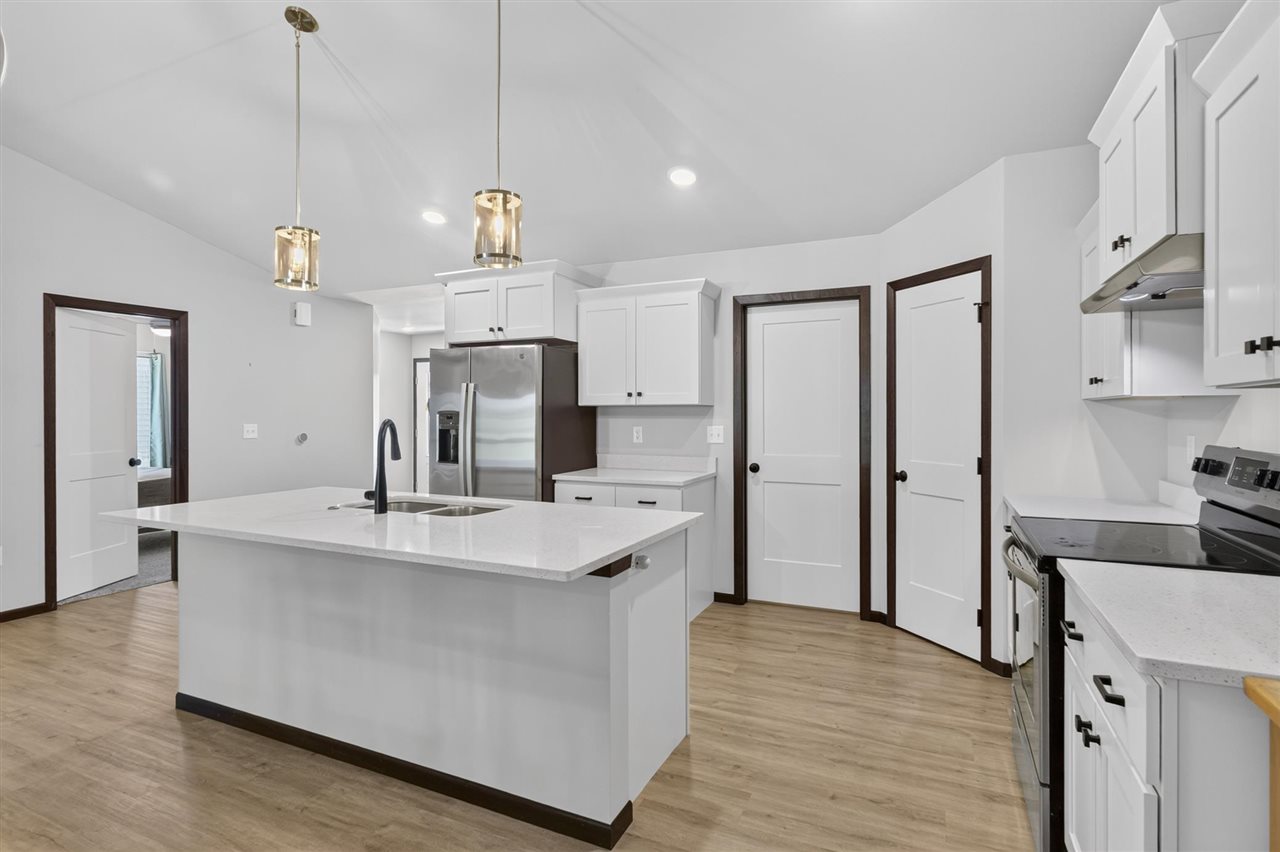 921 Prairie View Drive West Branch IA 52358
