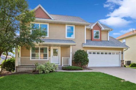 1332 Deer Run Drive NE Cedar Rapids IA 52402