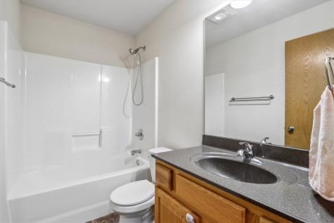 1332 Deer Run Drive NE Cedar Rapids IA 52402