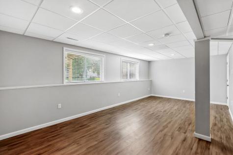 1332 Deer Run Drive NE Cedar Rapids IA 52402