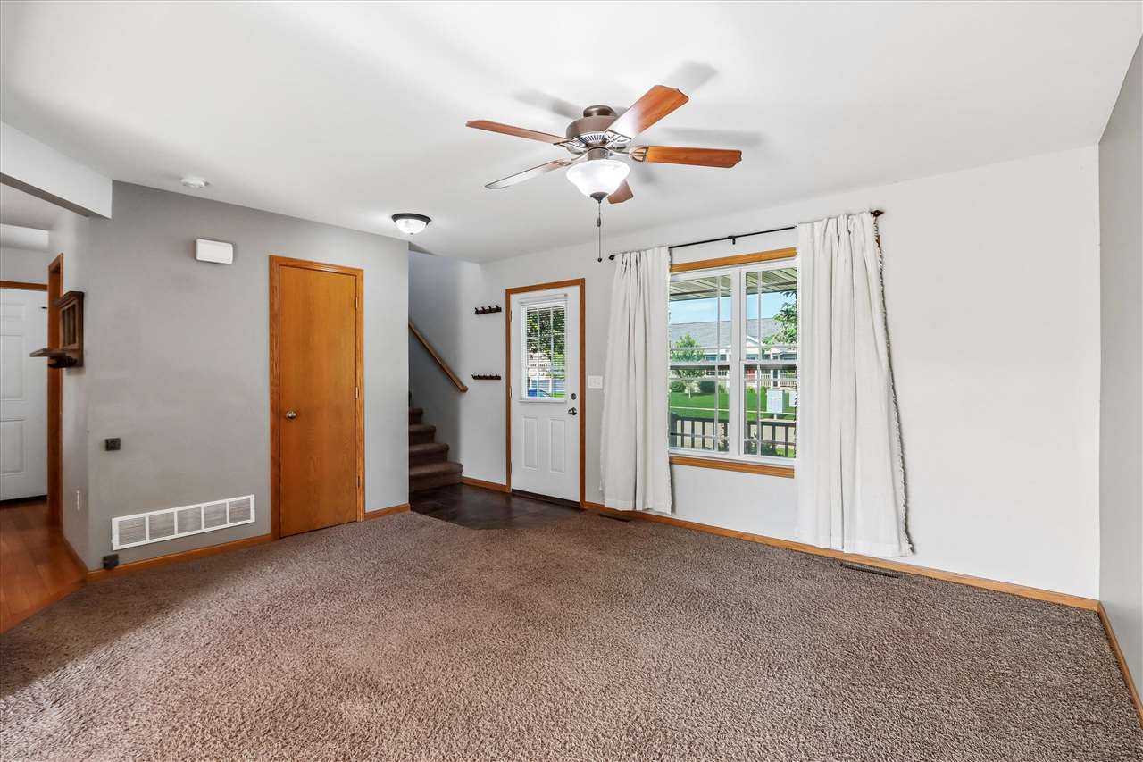 1332 Deer Run Drive NE Cedar Rapids IA 52402