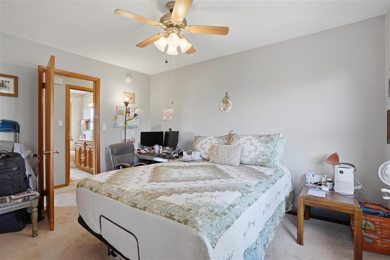 1920 Burch Avenue NW Cedar Rapids IA 52405