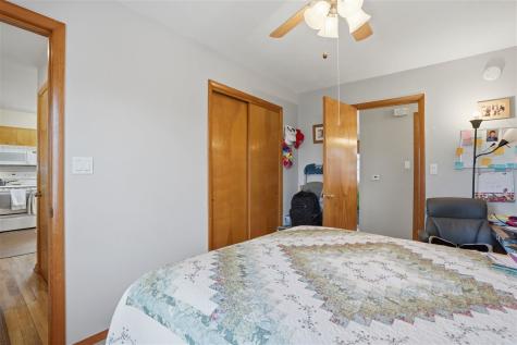 1920 Burch Avenue NW Cedar Rapids IA 52405