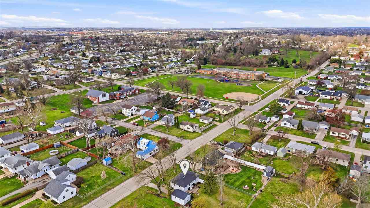 1920 Burch Avenue NW Cedar Rapids IA 52405