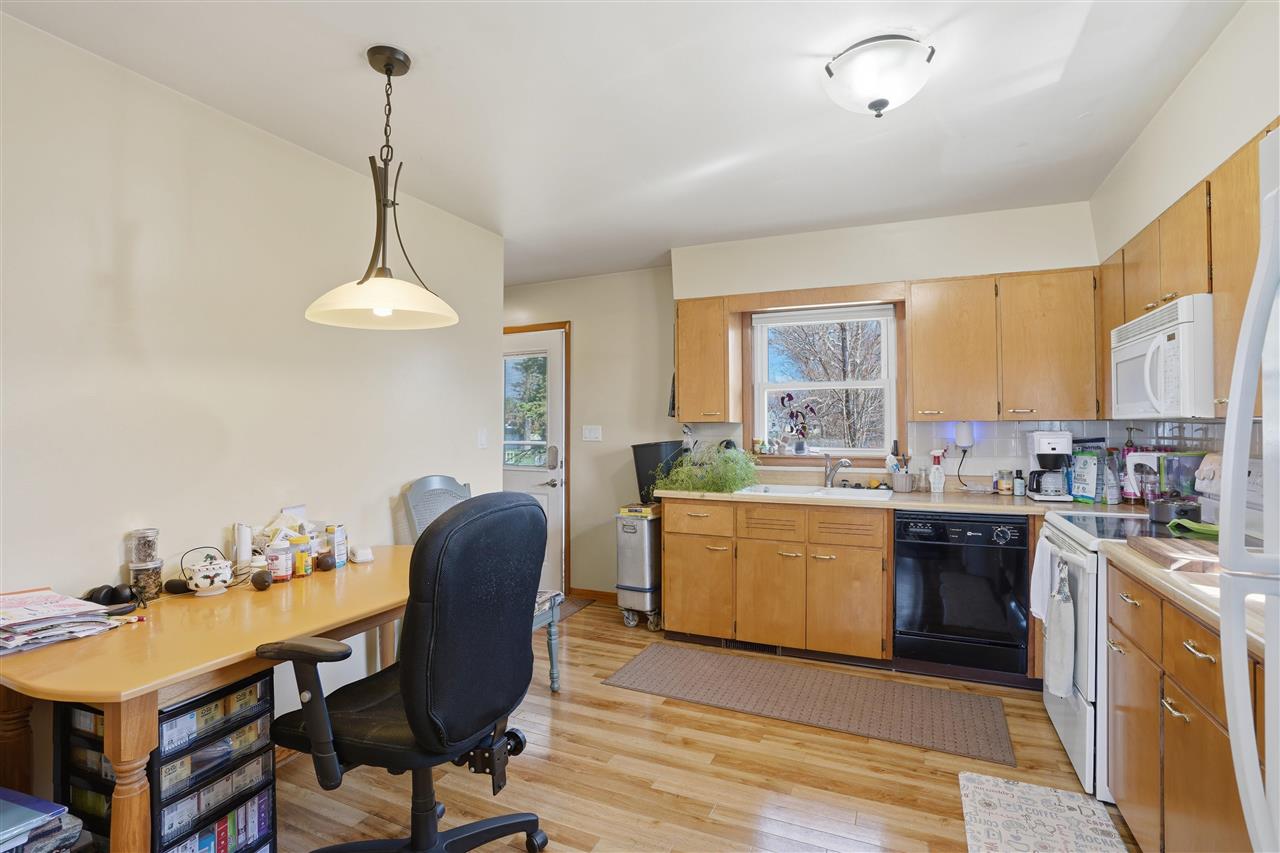 1920 Burch Avenue NW Cedar Rapids IA 52405
