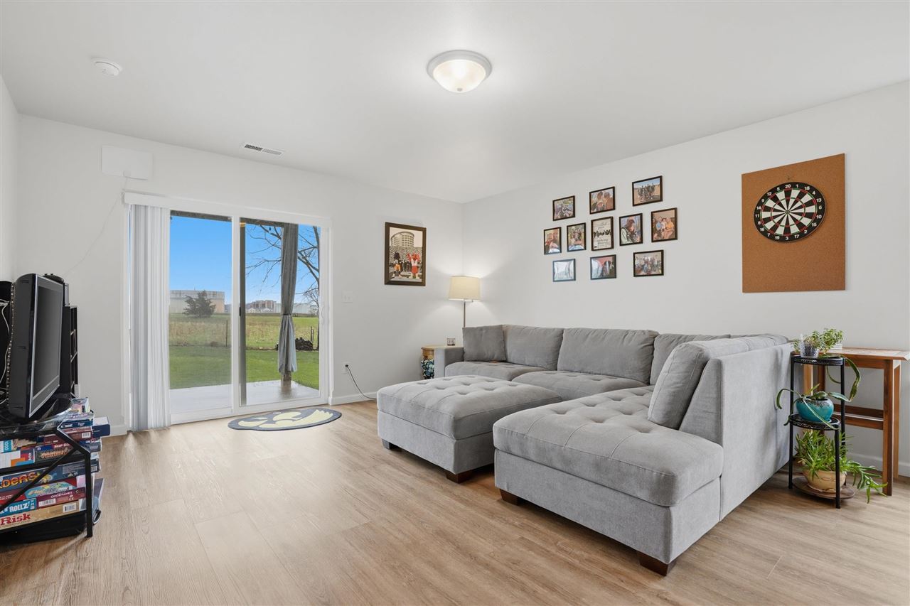 817 Hughes Street Coralville IA 52241