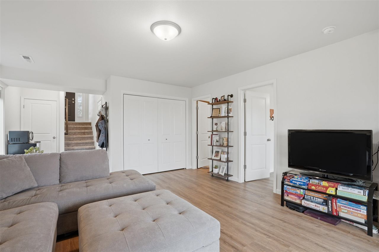 817 Hughes Street Coralville IA 52241
