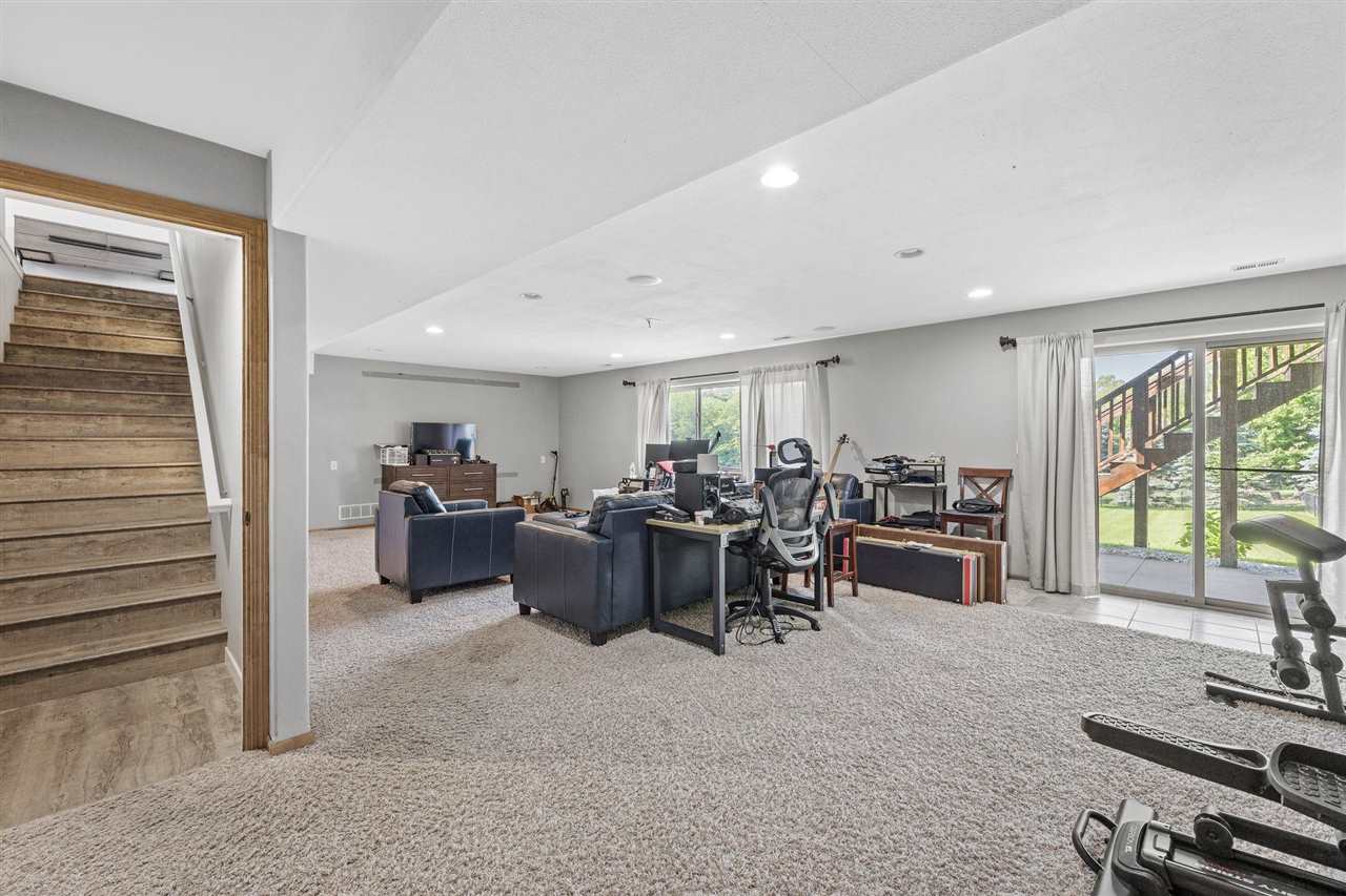 2136 Oakdale Ridge Coralville IA 52241