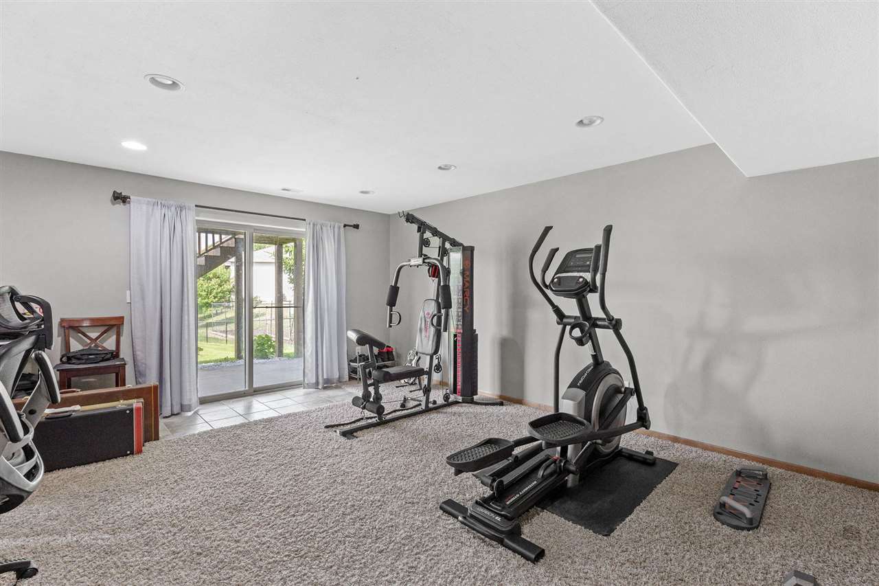 2136 Oakdale Ridge Coralville IA 52241