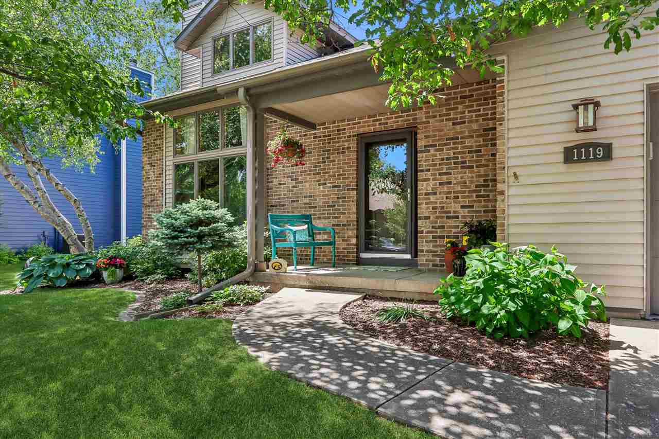 1119 Deerfield Drive Iowa City IA 52246